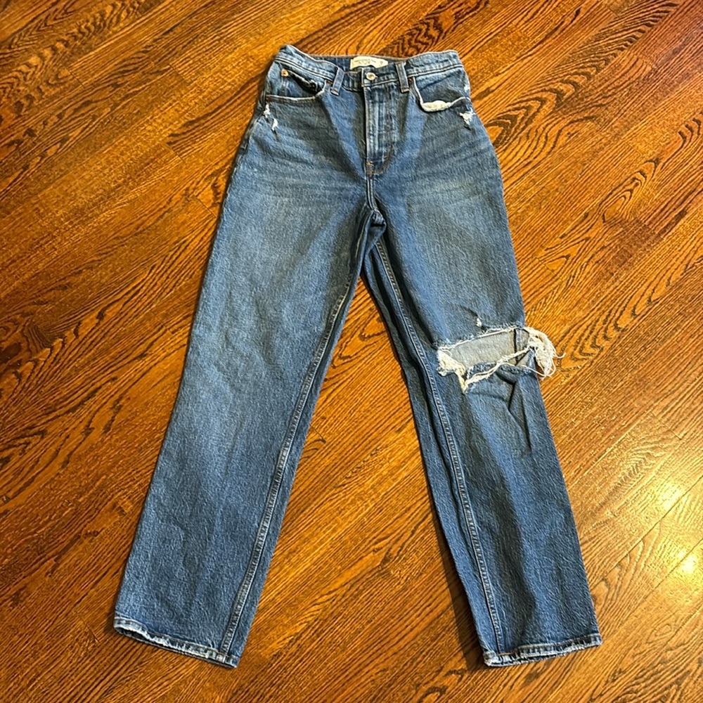 A+F Curve Love Ultra High Rise 90s Straight Jean